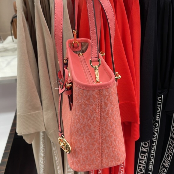 Michael Kors Jet Set Travel XS Carryall Tote Top Zip Tote Grapefruit - Picture 13 of 16